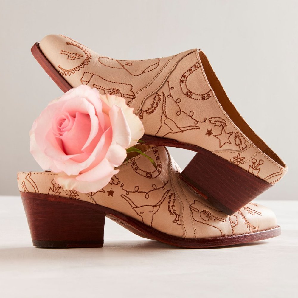 FREE PEOPLE New Frontier Western Mules / Bone